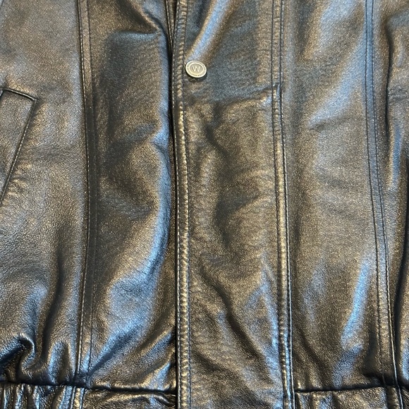 Wilsons Leather Black Bomber Jacket Men's
Medium Thinsulate Insulation RN 69426 - Picture 8 of 15